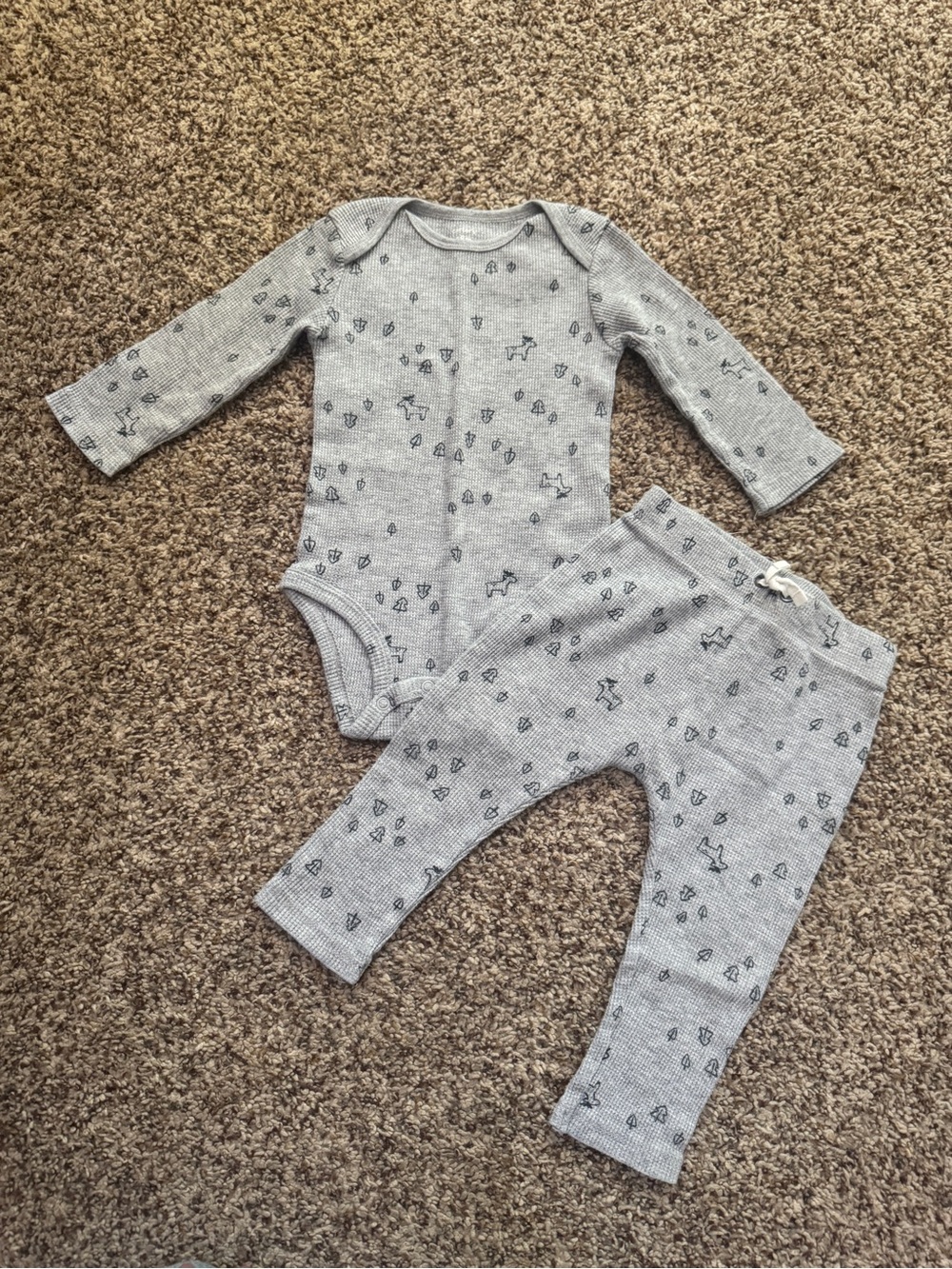 Carter’s Baby Toddler Long Sleeve Bodysuit Onesie and Pants Set